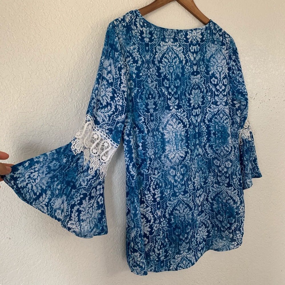 ZAC & RACHAEL bell sleeve lace top size M - Picture 5 of 15